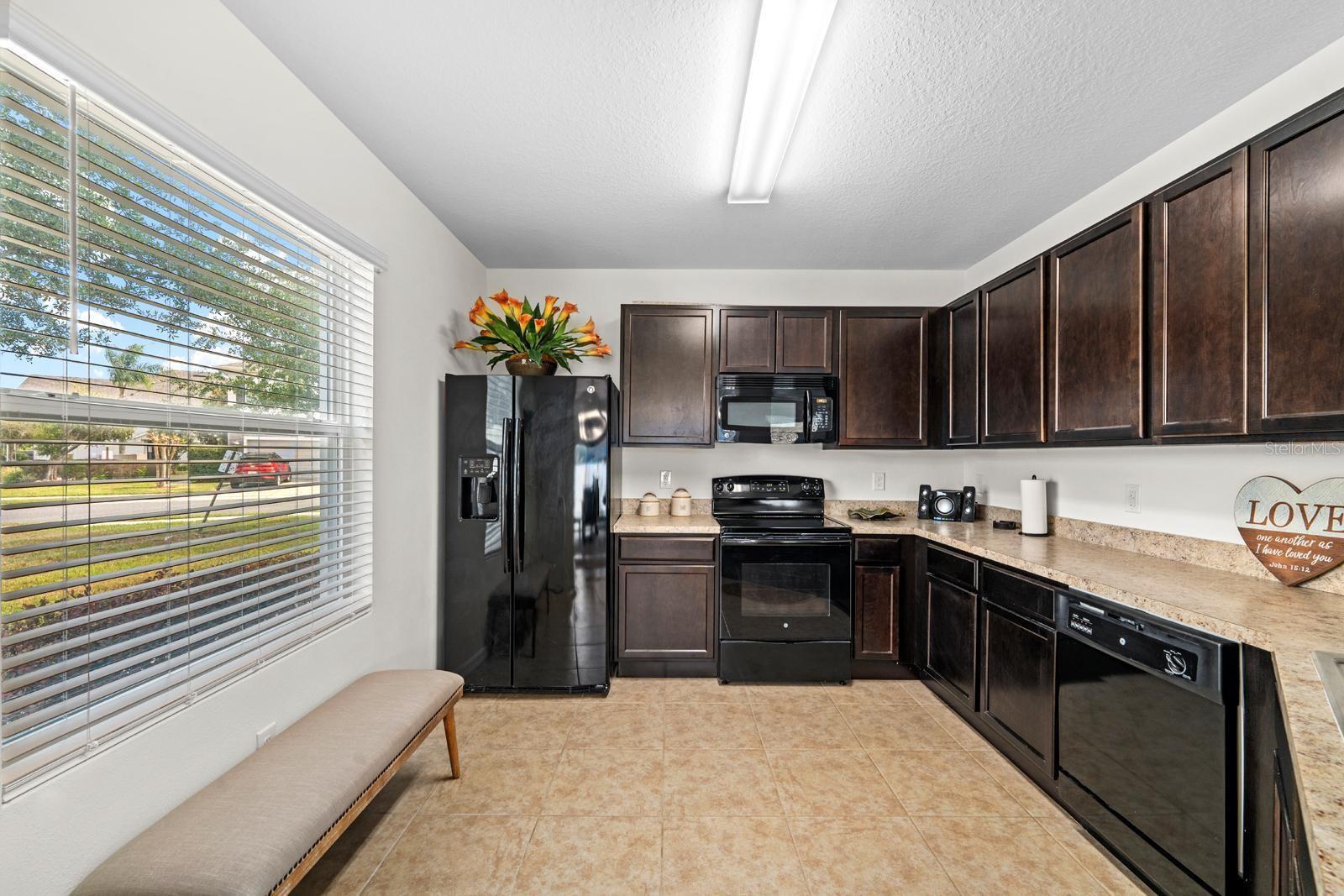 824 ASHENTREE DR, PLANT CITY, FL, 33563