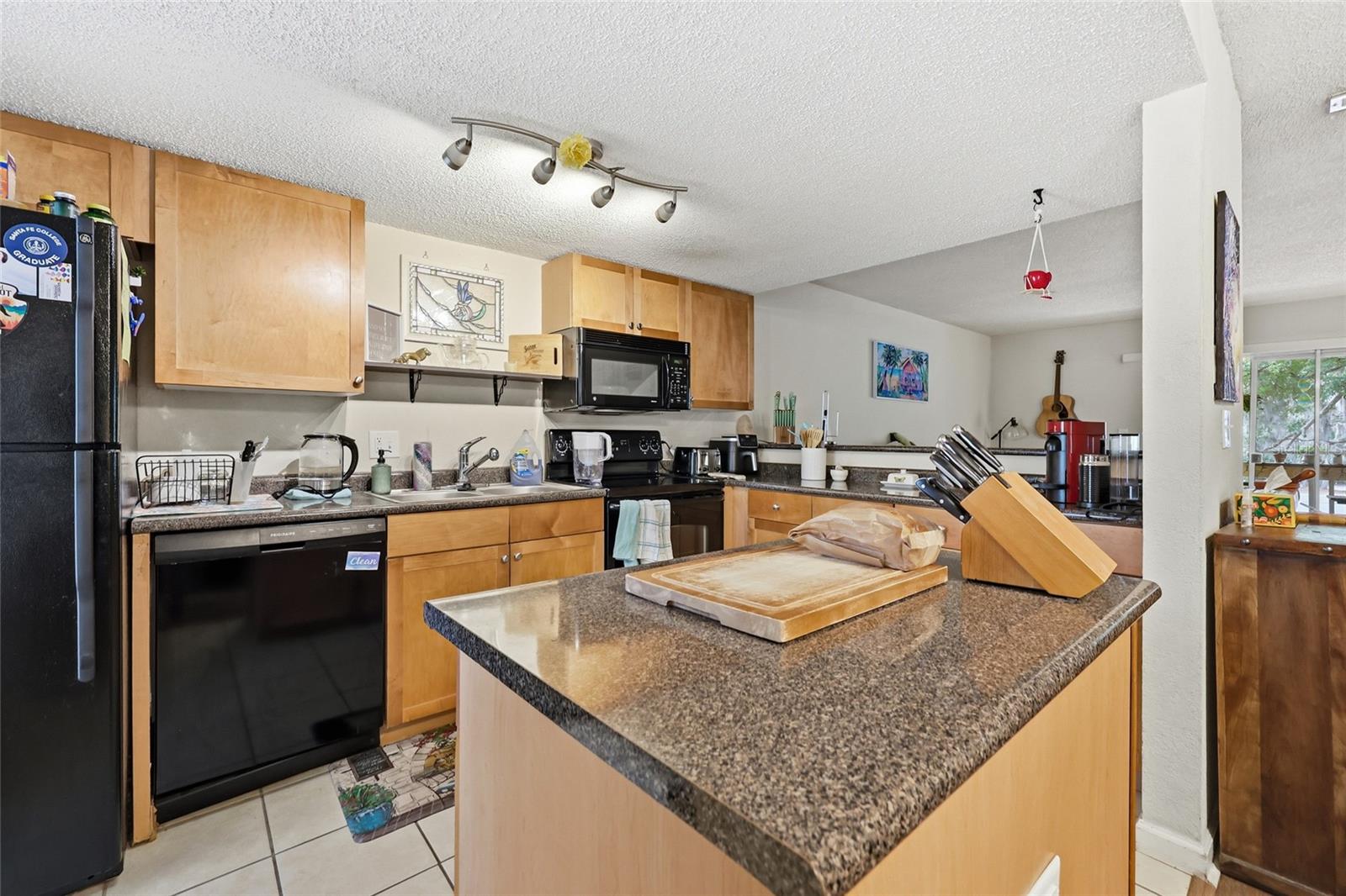 1810 NW 23RD BLVD #Bldg 5, 211, GAINESVILLE, FL, 32605