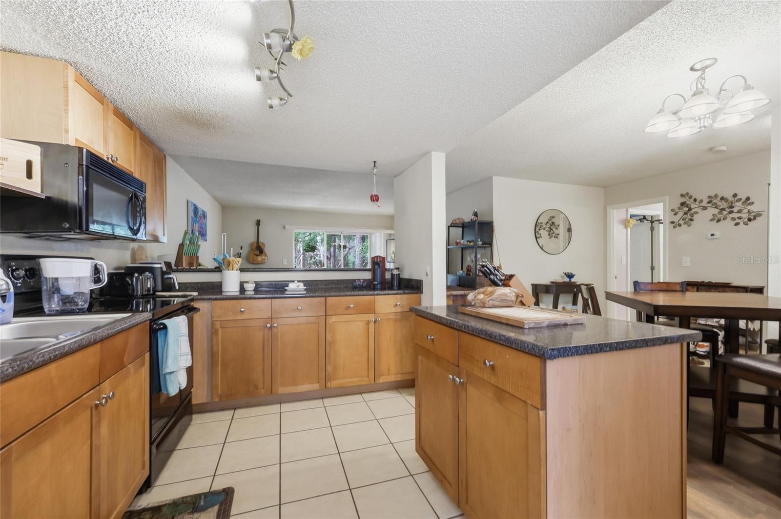 1810 NW 23RD BLVD #Bldg 5, 211, GAINESVILLE, FL, 32605