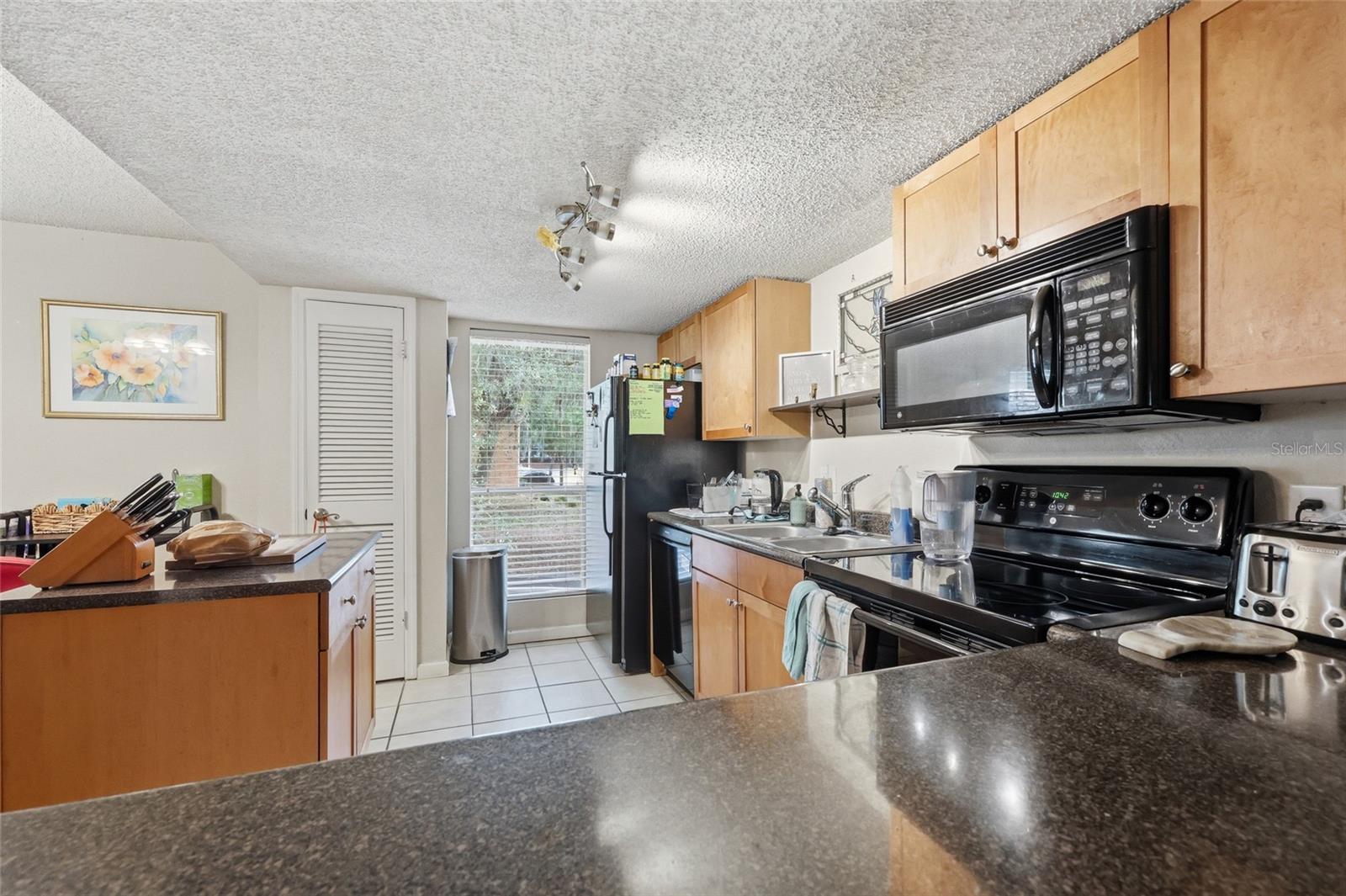 1810 NW 23RD BLVD #Bldg 5, 211, GAINESVILLE, FL, 32605