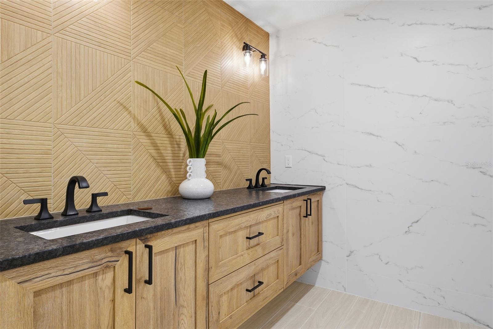 501 65TH ST, HOLMES BEACH, FL, 34217