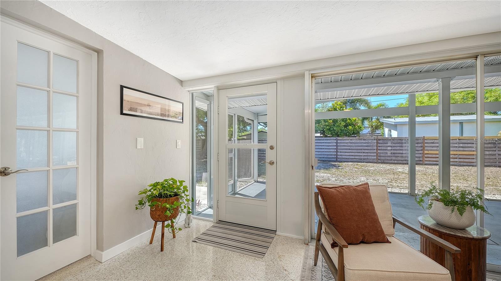 2614 CROTON AVE, SARASOTA, FL, 34239