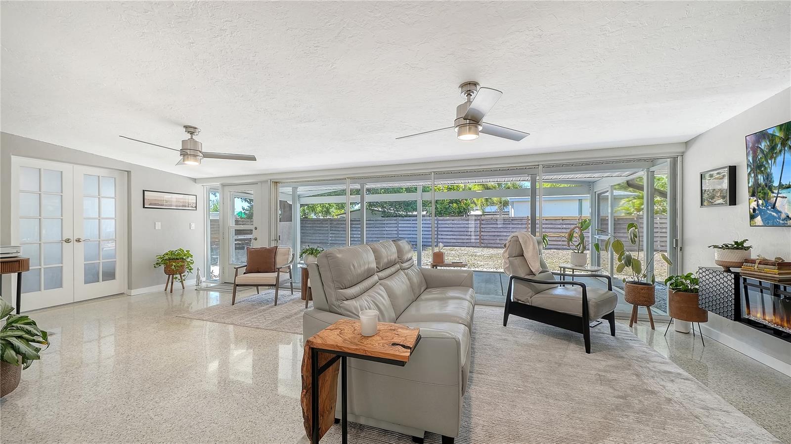 2614 CROTON AVE, SARASOTA, FL, 34239