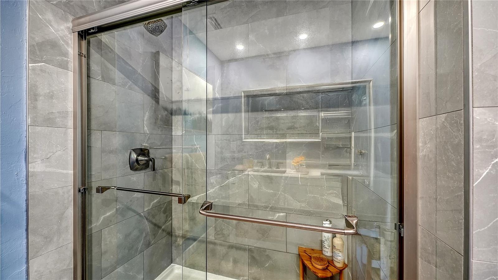 2614 CROTON AVE, SARASOTA, FL, 34239