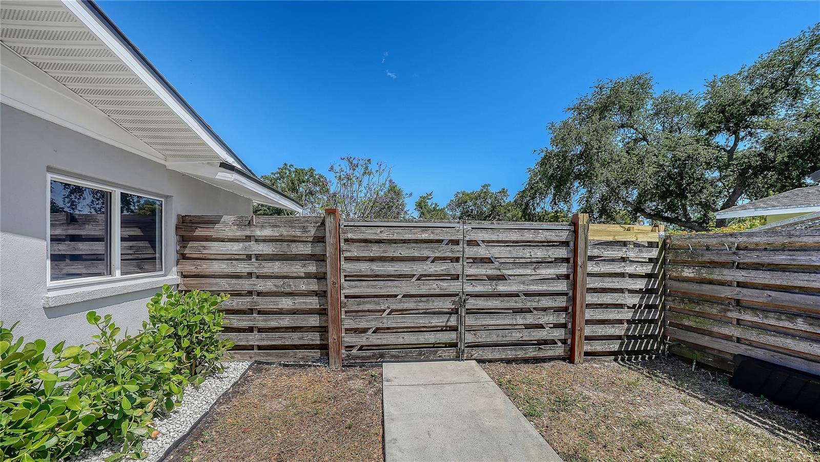 2614 CROTON AVE, SARASOTA, FL, 34239