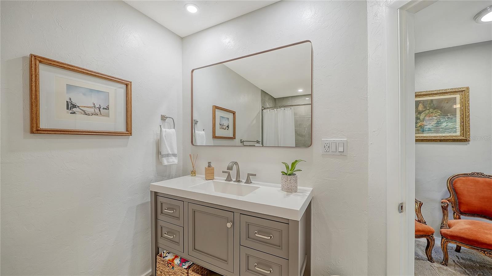 2614 CROTON AVE, SARASOTA, FL, 34239