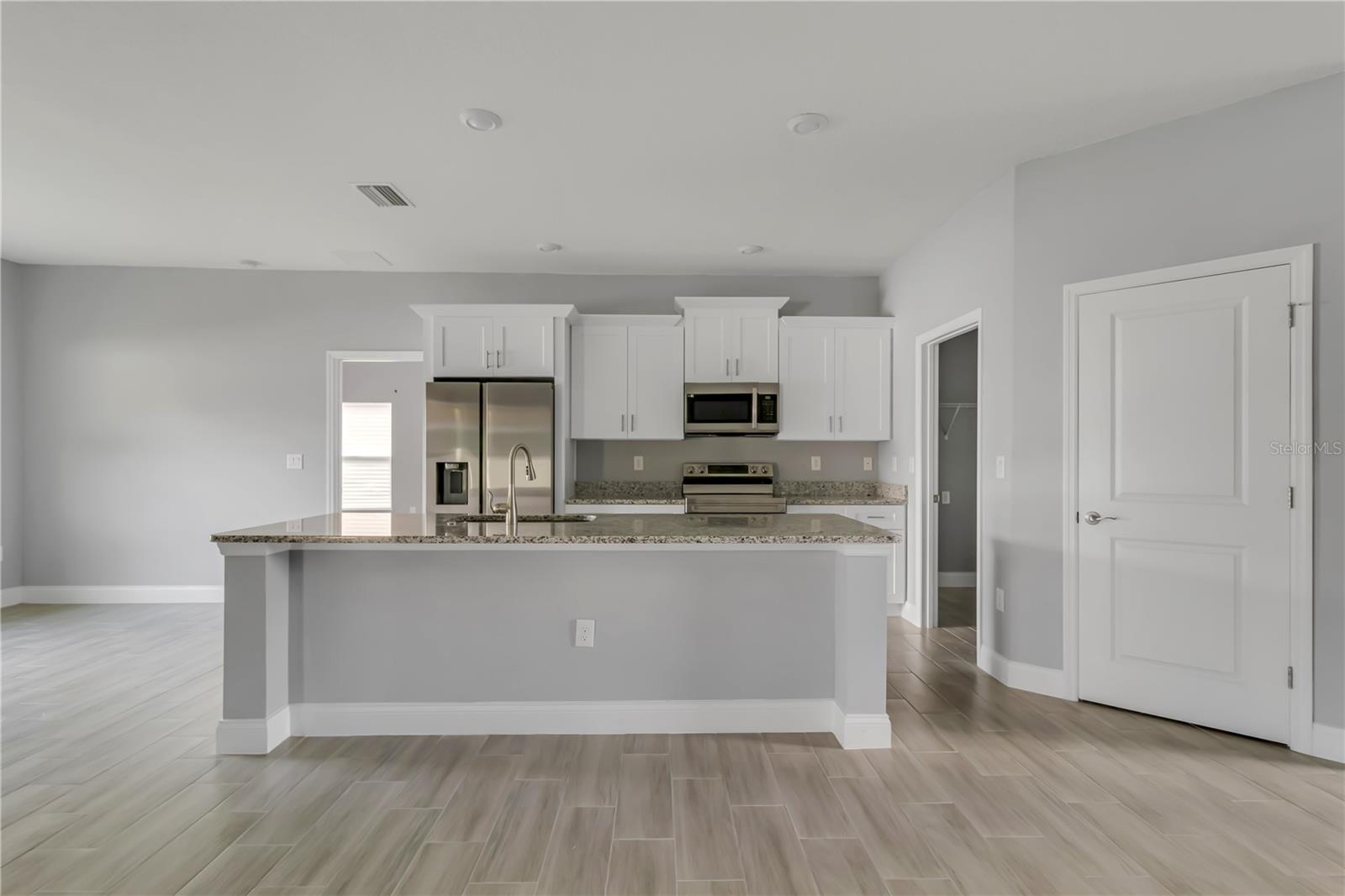 932 ALBERTVILLE CT, KISSIMMEE, FL, 34759