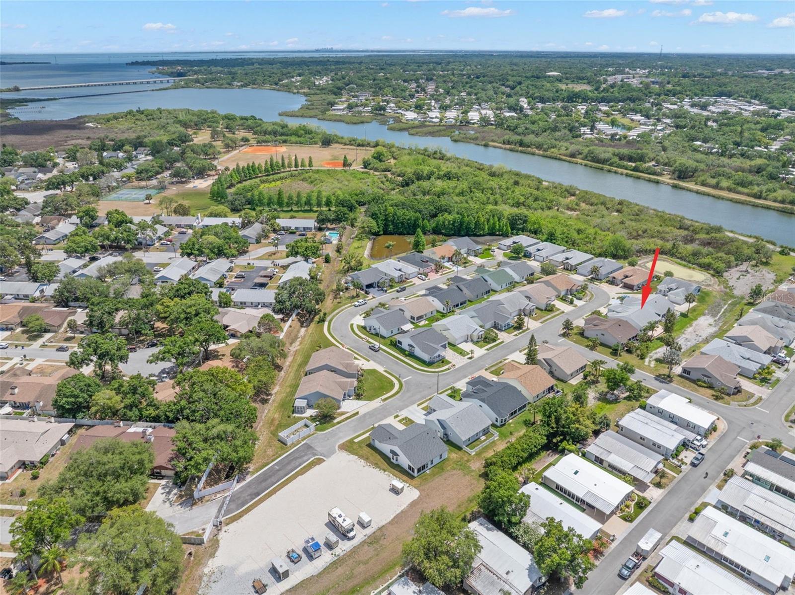 551 SALMON CT, OLDSMAR, FL, 34677
