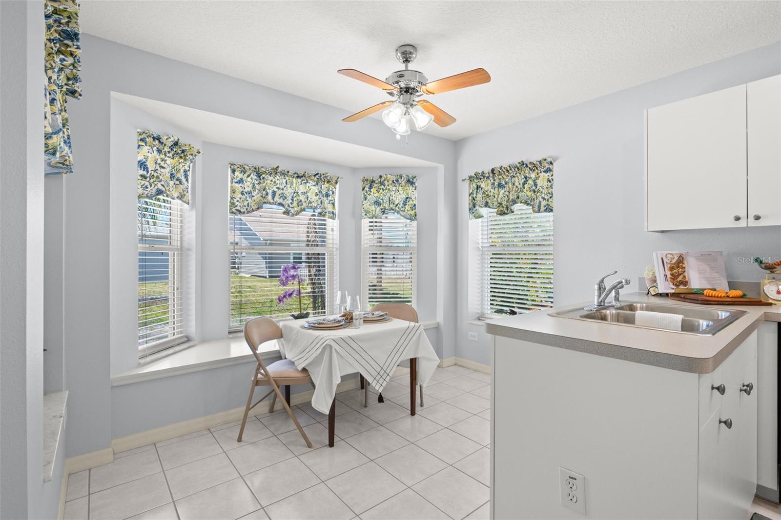 551 SALMON CT, OLDSMAR, FL, 34677