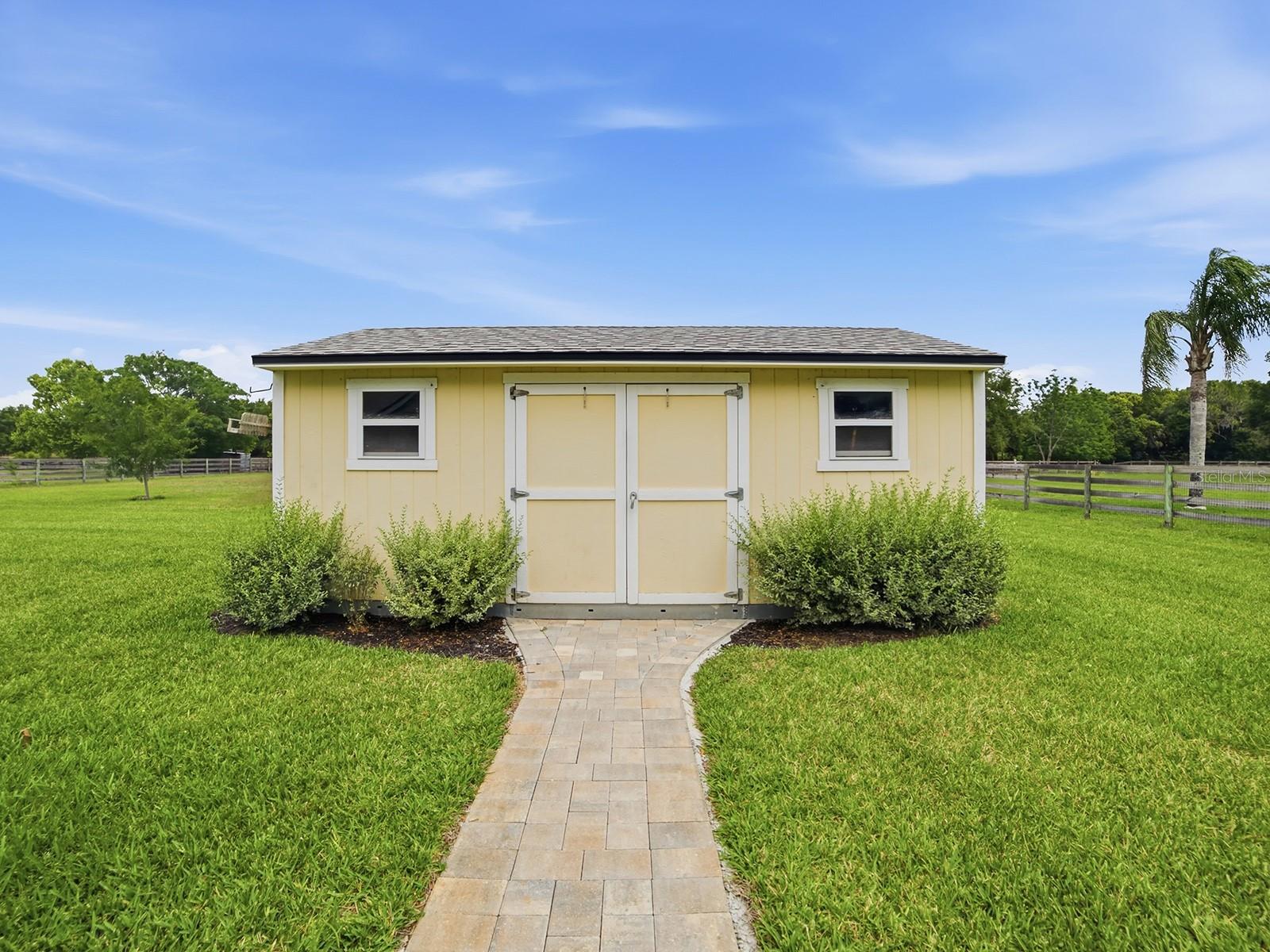 7817 LAUREL VIEW DR, MOUNT DORA, FL, 32757