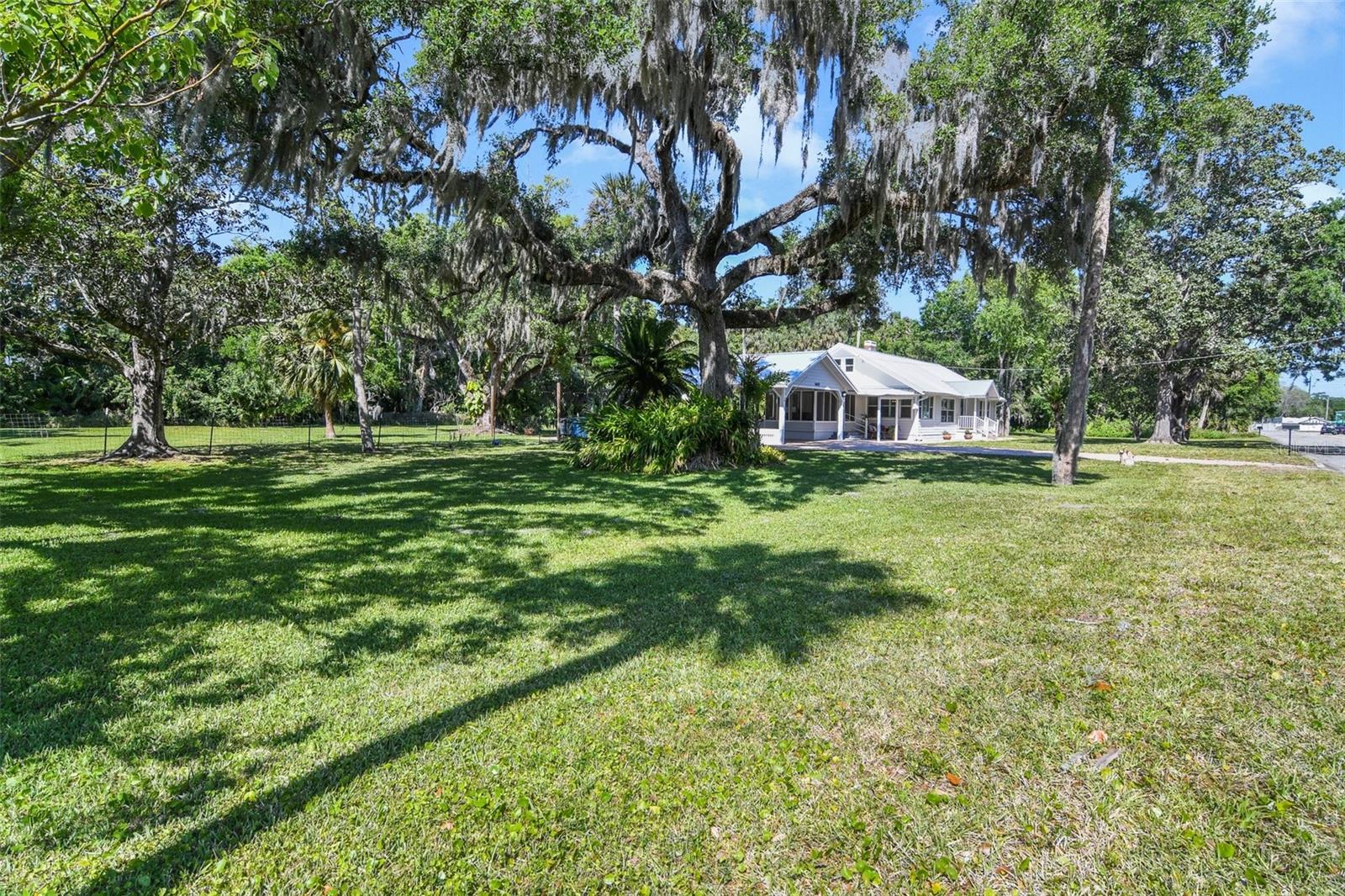 1405 PIONEER TRL, NEW SMYRNA BEACH, FL, 32168