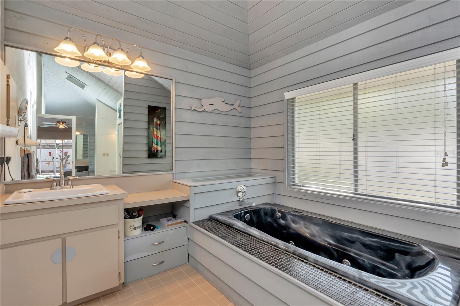 2820 VALENCIA LN W, PALM HARBOR, FL, 34684