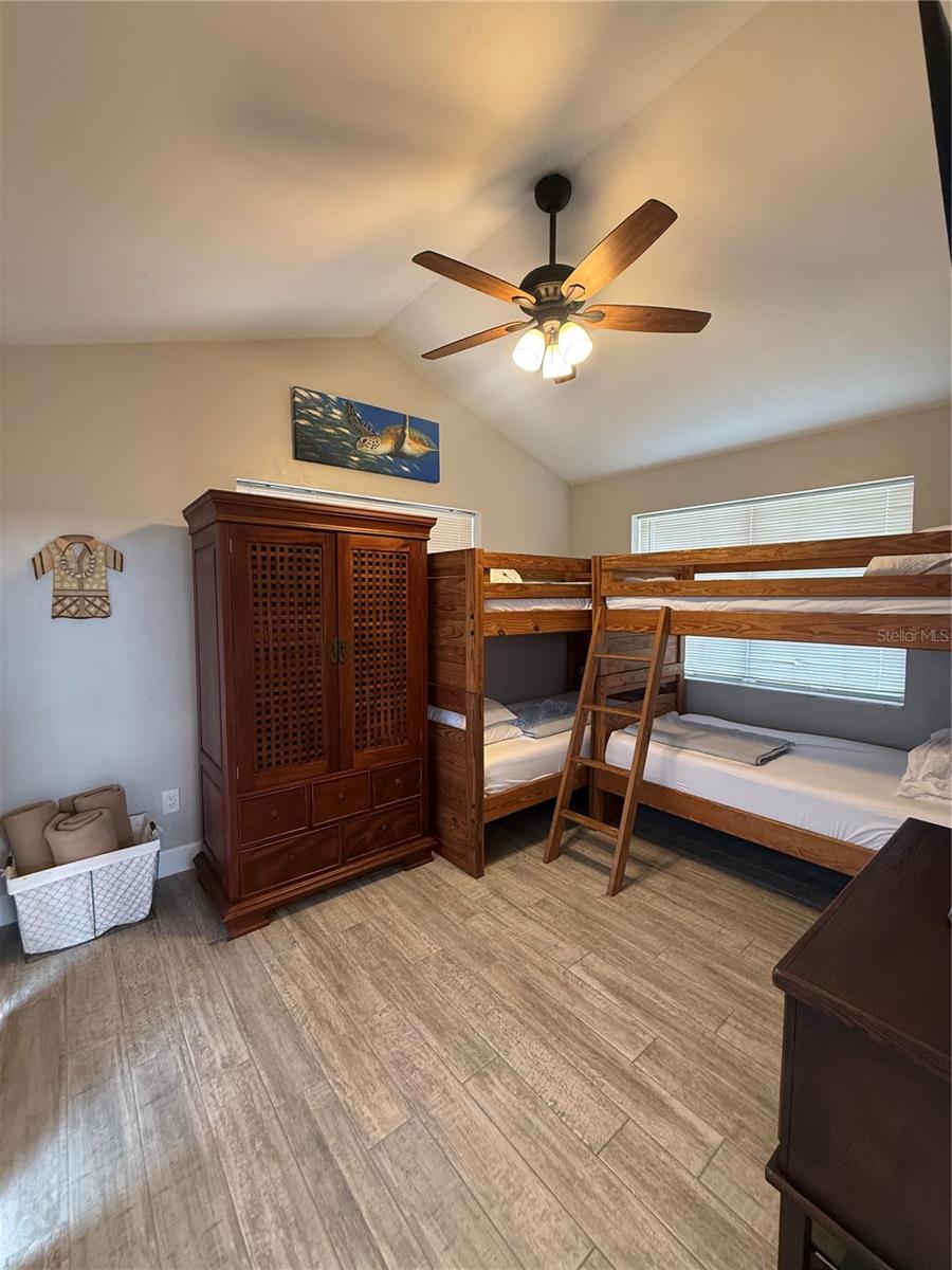 509 N PENINSULA AVE, NEW SMYRNA BEACH, FL, 32169