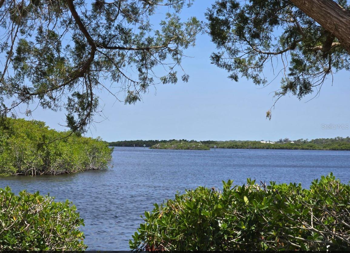 527 BLACKBURN BLVD, NORTH PORT, FL, 34287