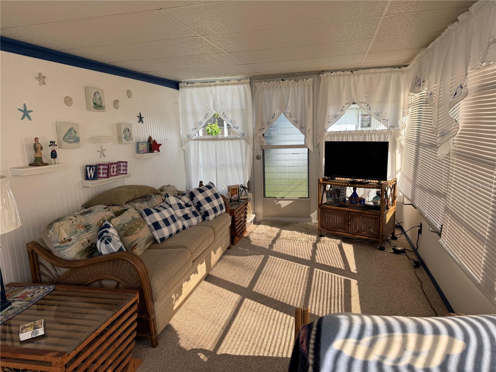 527 BLACKBURN BLVD, NORTH PORT, FL, 34287