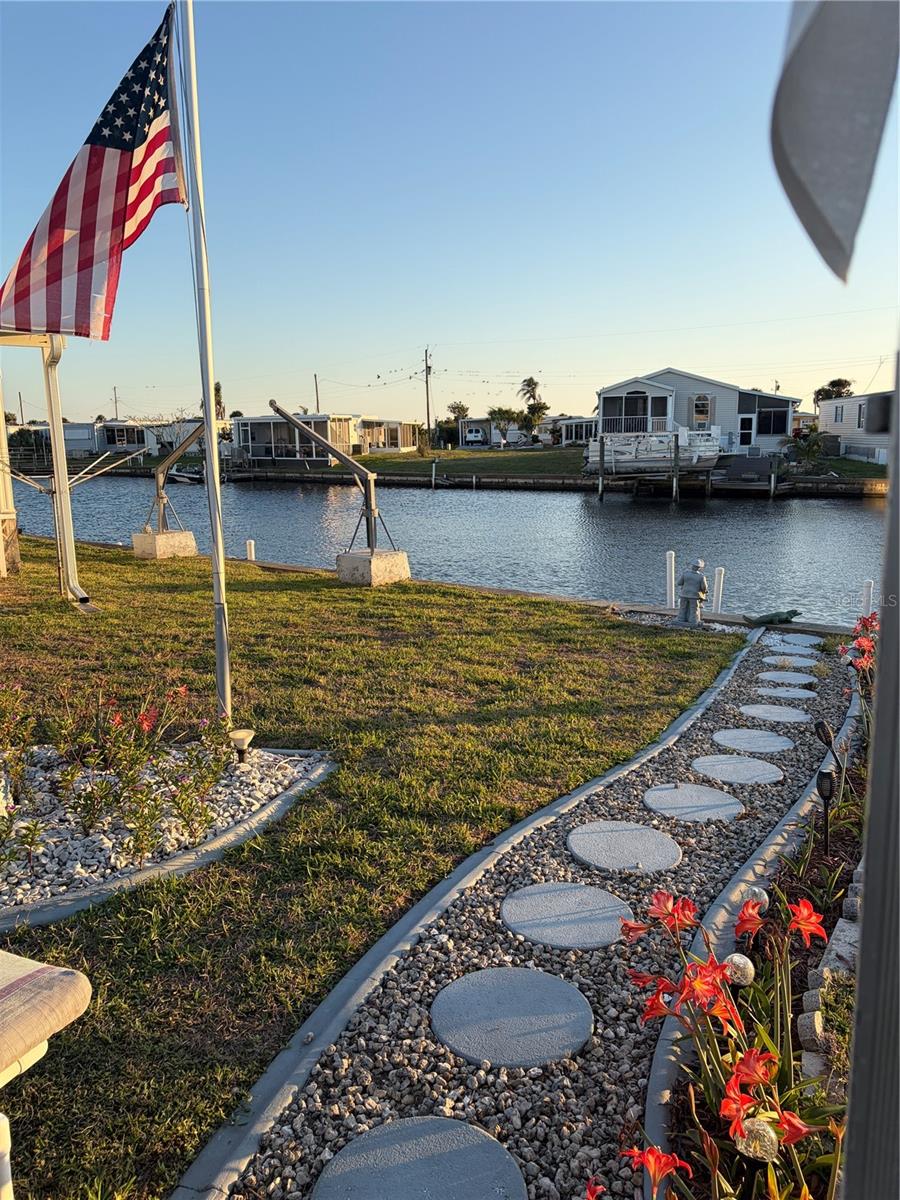 527 BLACKBURN BLVD, NORTH PORT, FL, 34287