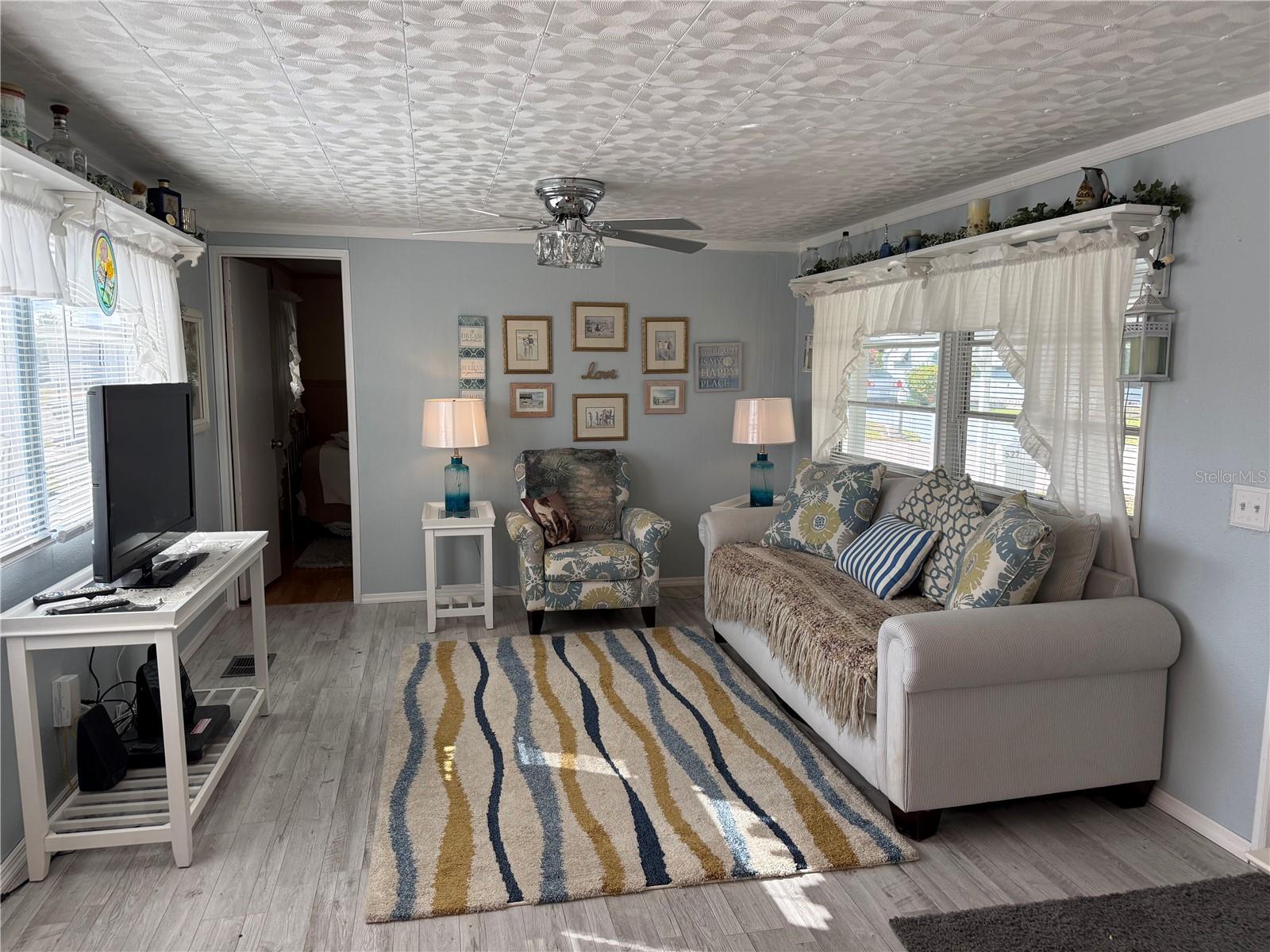 527 BLACKBURN BLVD, NORTH PORT, FL, 34287