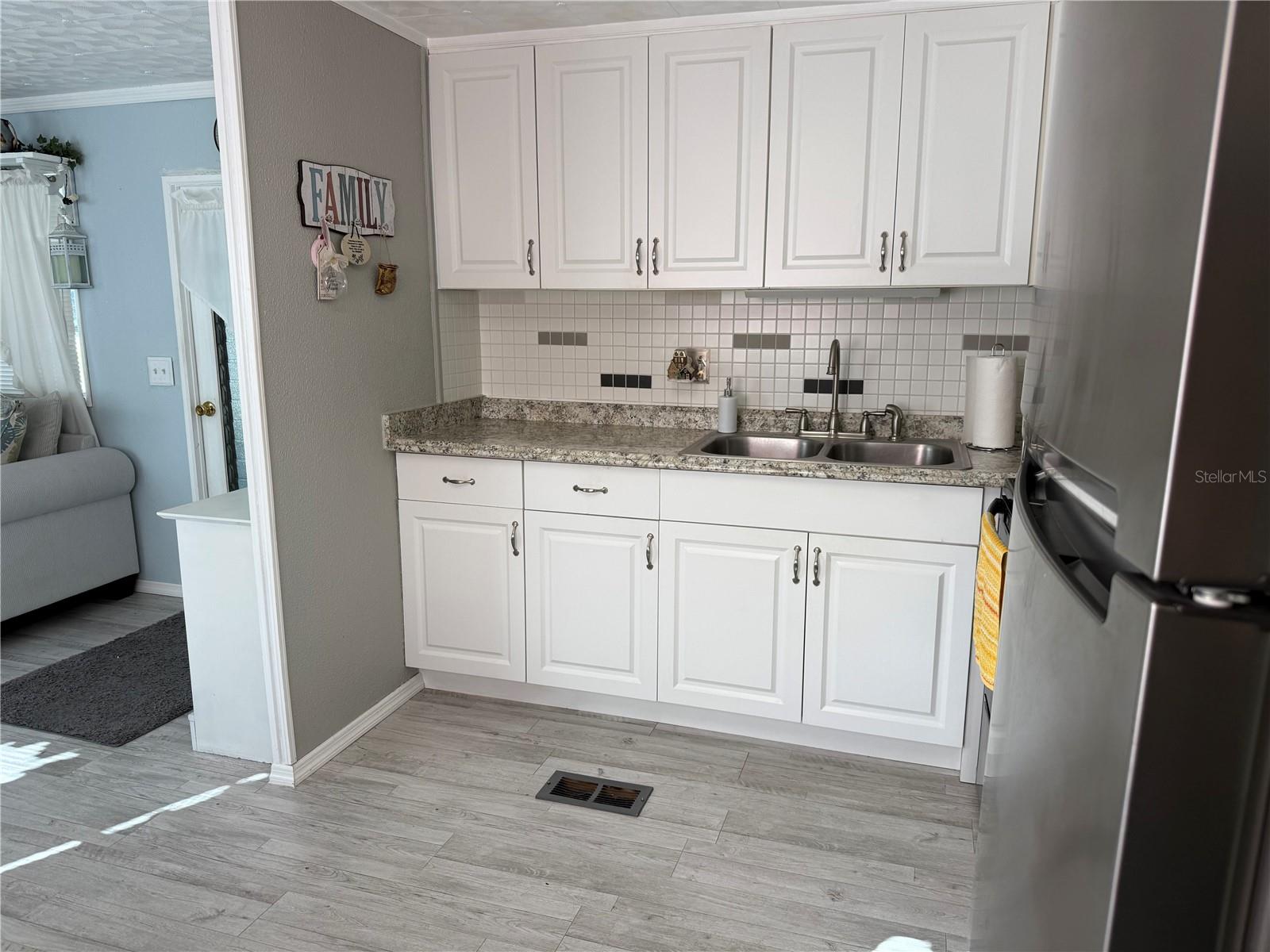 527 BLACKBURN BLVD, NORTH PORT, FL, 34287
