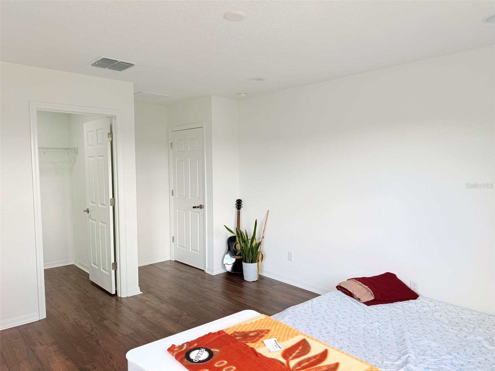 11131 SUNDRIFT DR, TAMPA, FL, 33647