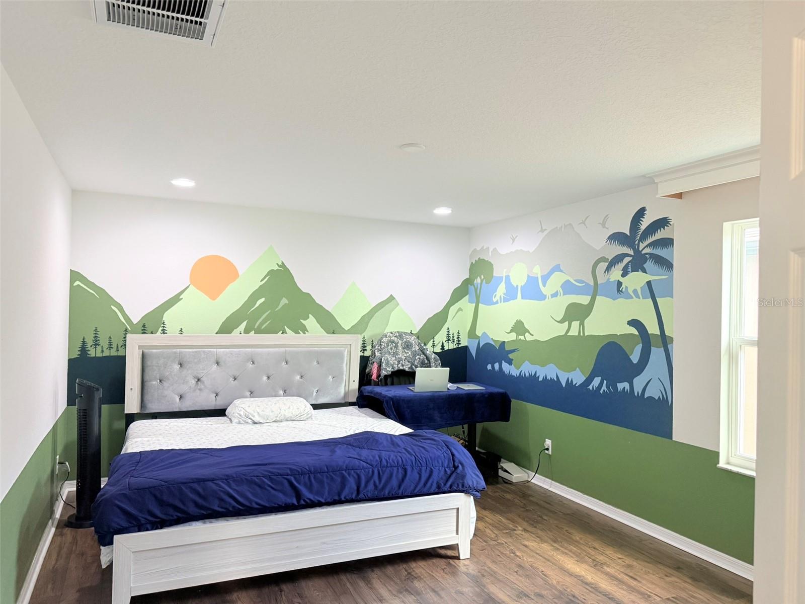 11131 SUNDRIFT DR, TAMPA, FL, 33647