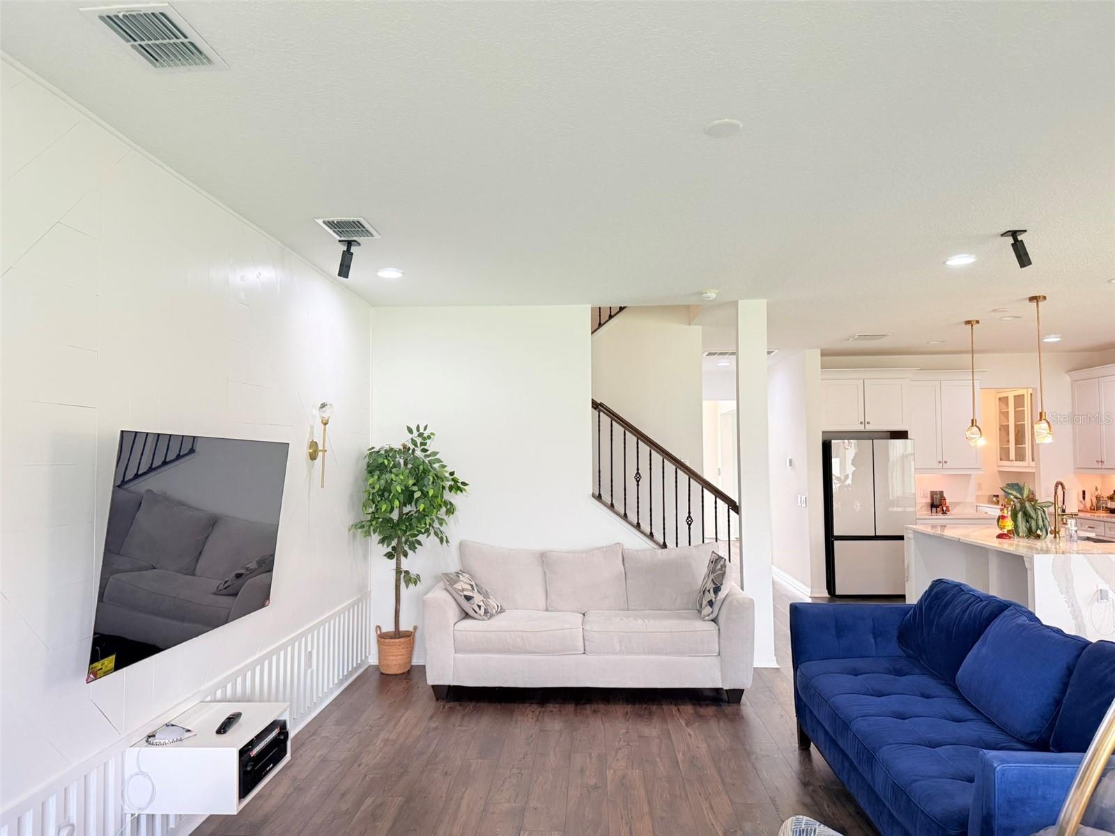 11131 SUNDRIFT DR, TAMPA, FL, 33647