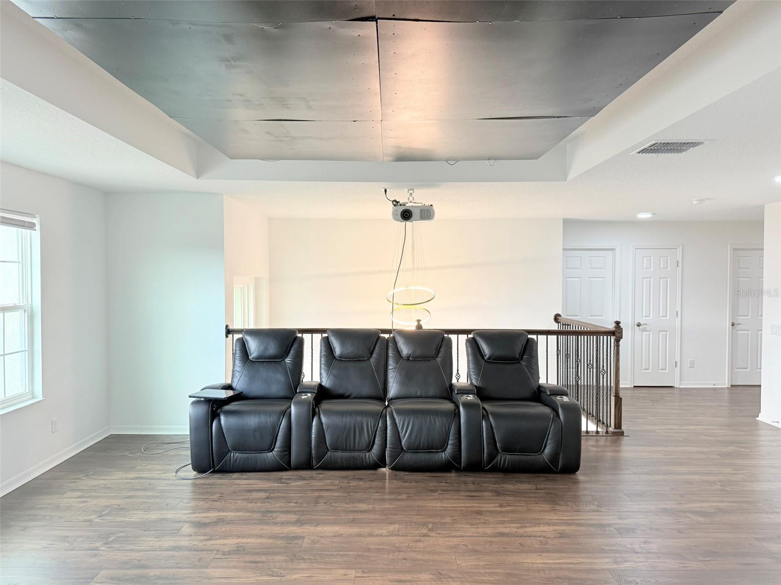 11131 SUNDRIFT DR, TAMPA, FL, 33647