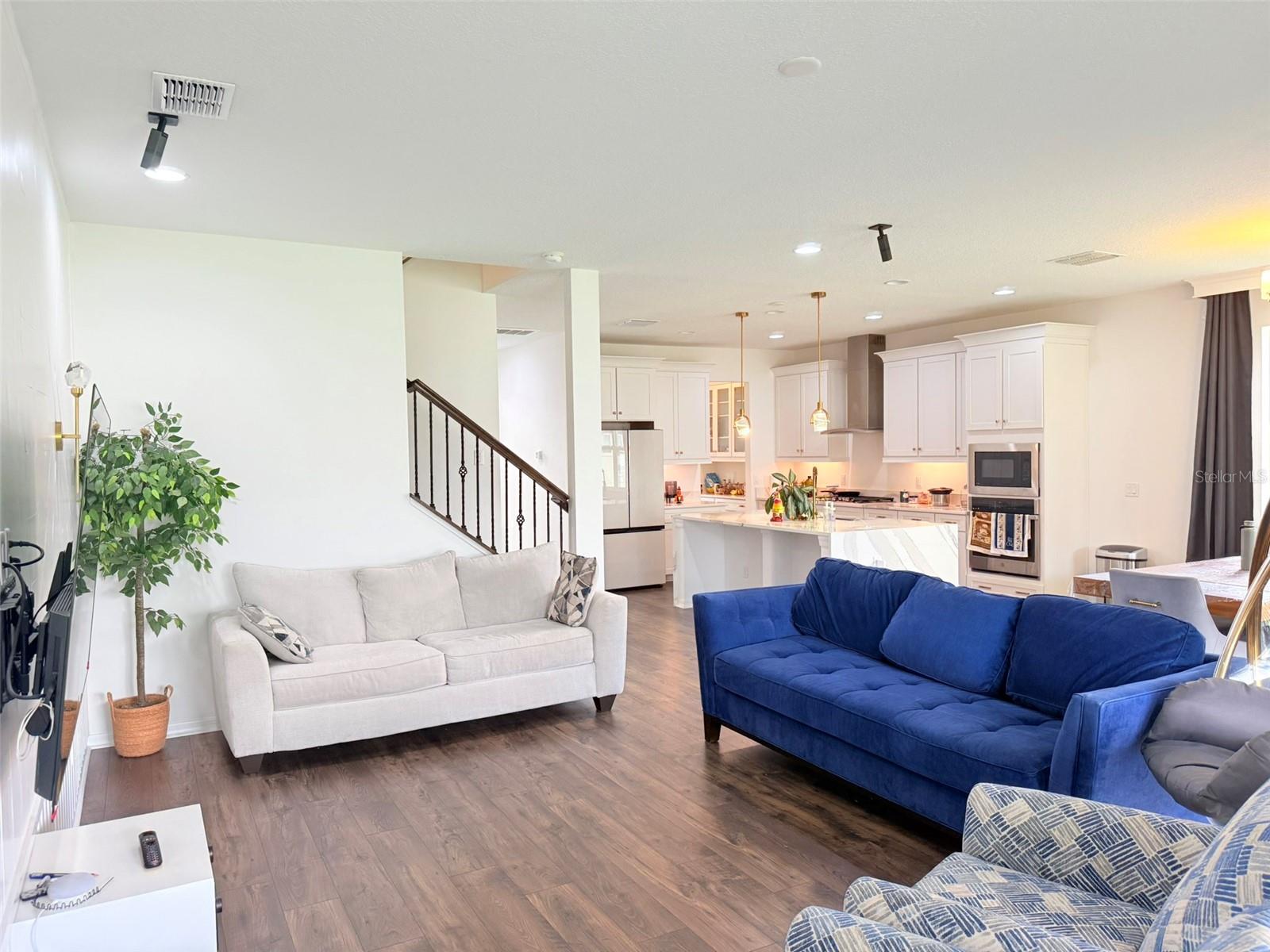 11131 SUNDRIFT DR, TAMPA, FL, 33647