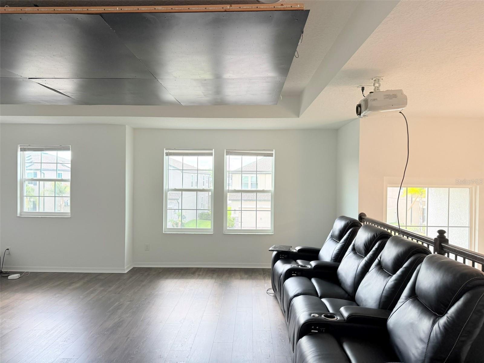 11131 SUNDRIFT DR, TAMPA, FL, 33647