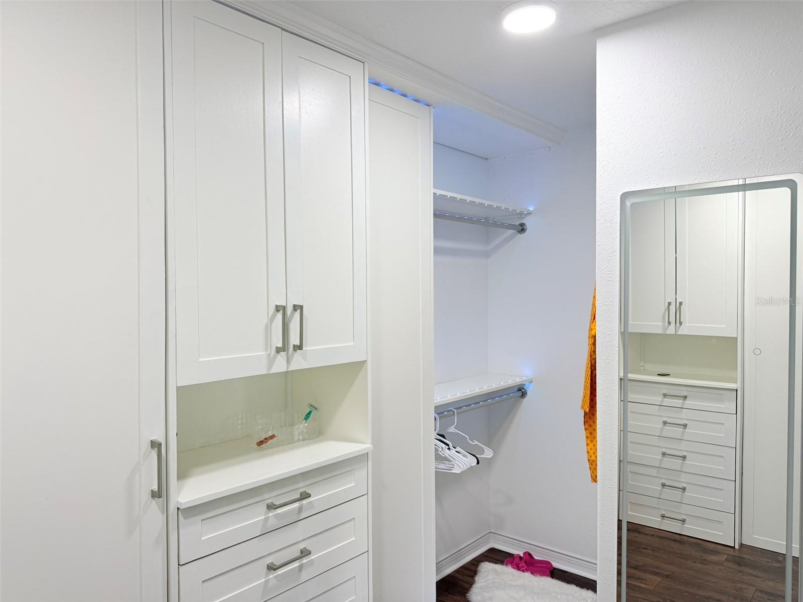 11131 SUNDRIFT DR, TAMPA, FL, 33647