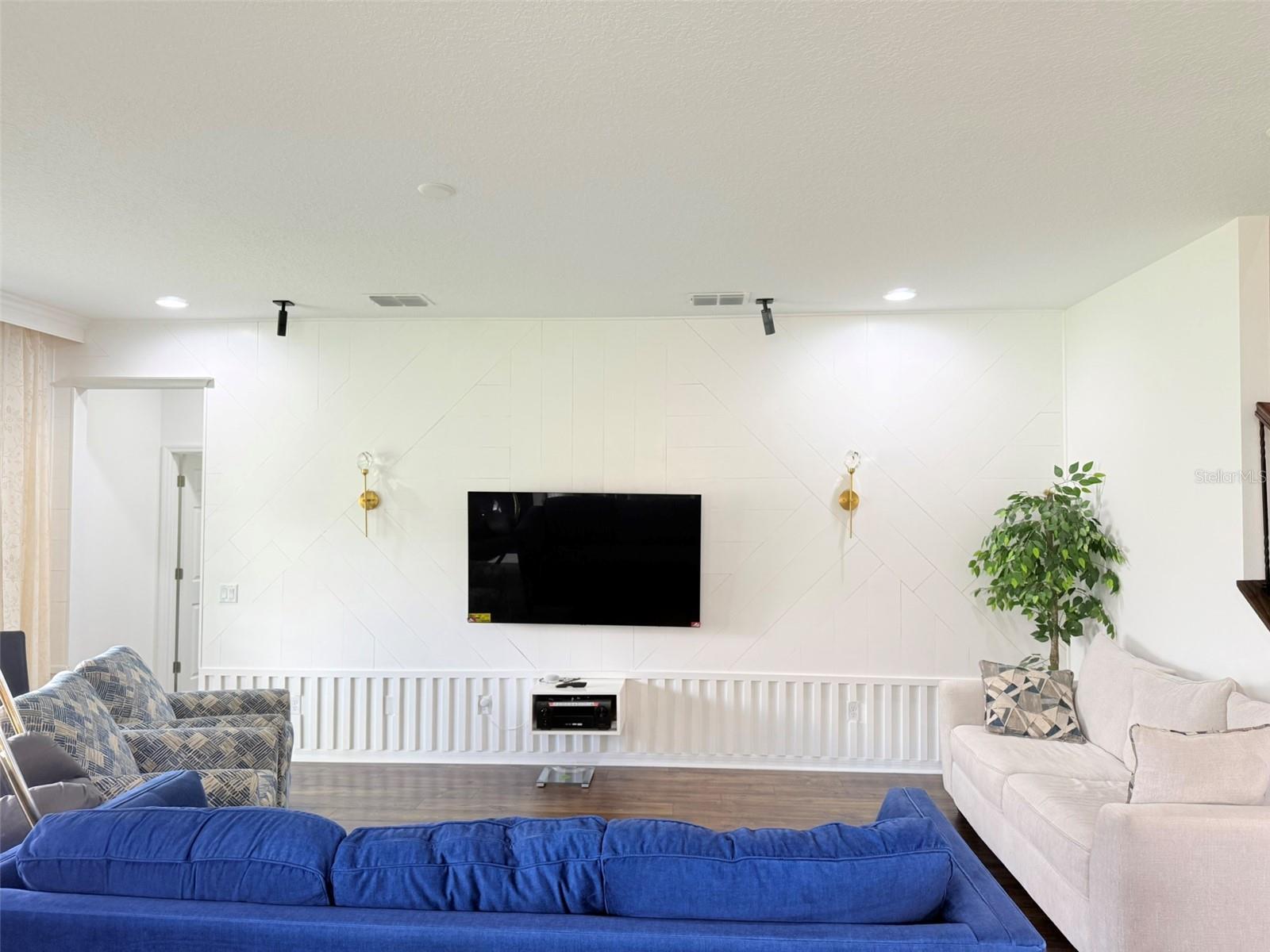 11131 SUNDRIFT DR, TAMPA, FL, 33647