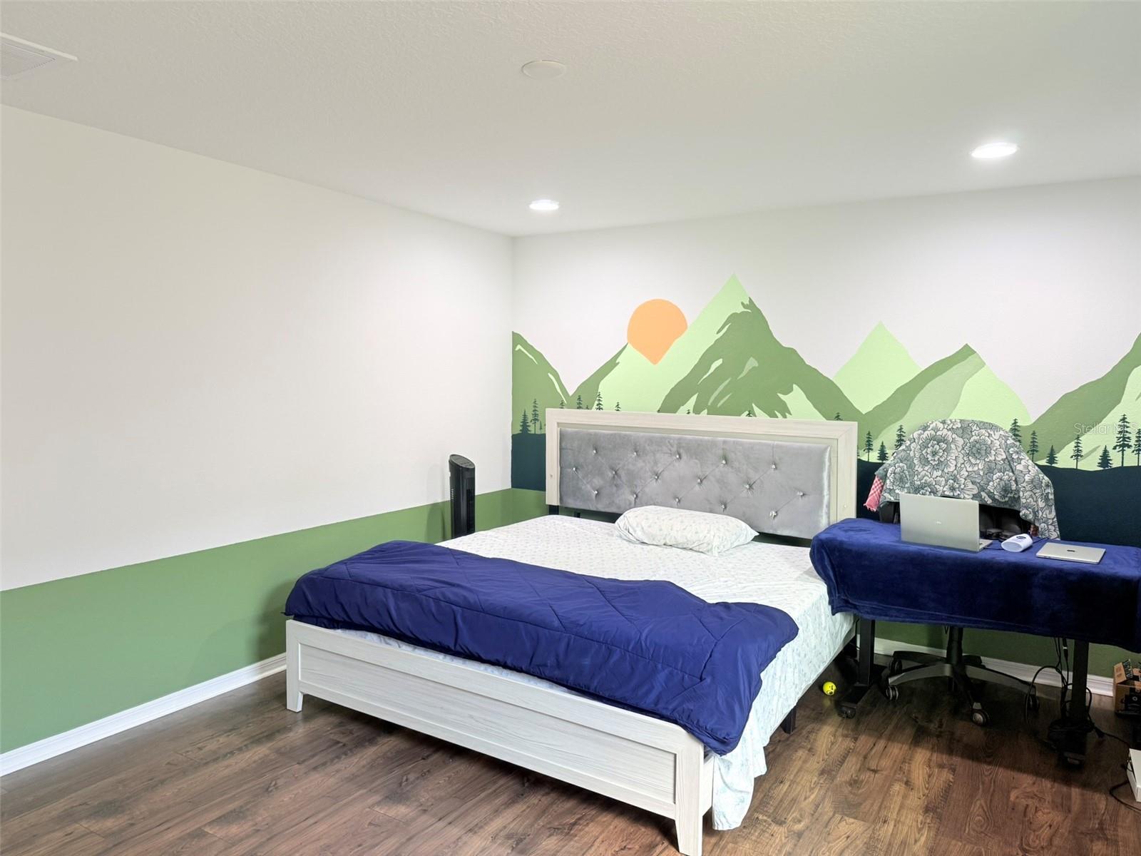 11131 SUNDRIFT DR, TAMPA, FL, 33647