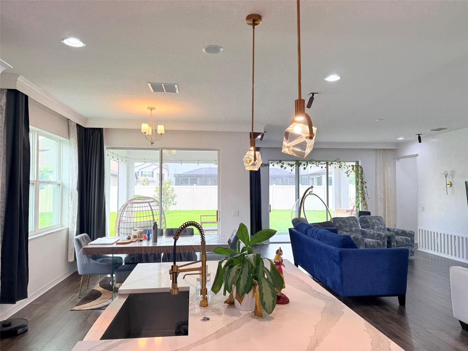 11131 SUNDRIFT DR, TAMPA, FL, 33647