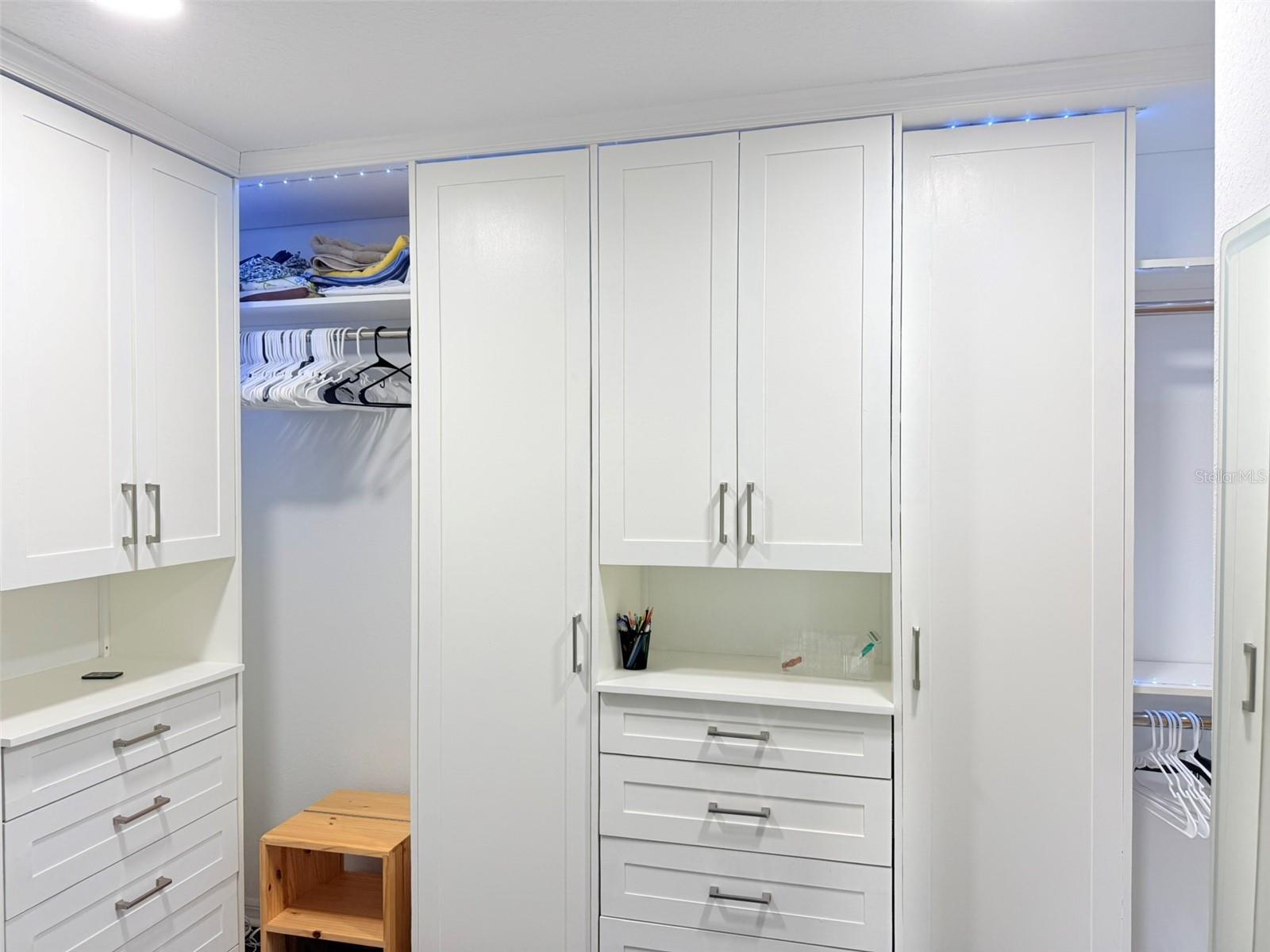 11131 SUNDRIFT DR, TAMPA, FL, 33647