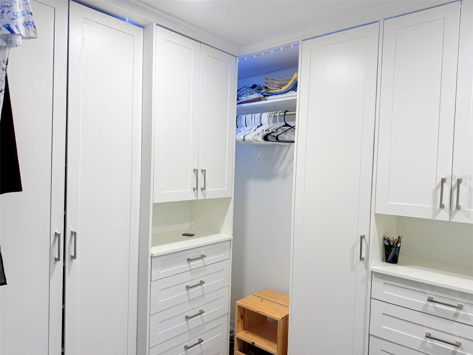 11131 SUNDRIFT DR, TAMPA, FL, 33647