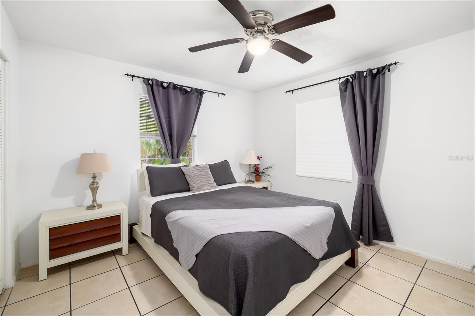 4001 GROVELAND AVE, SARASOTA, FL, 34231
