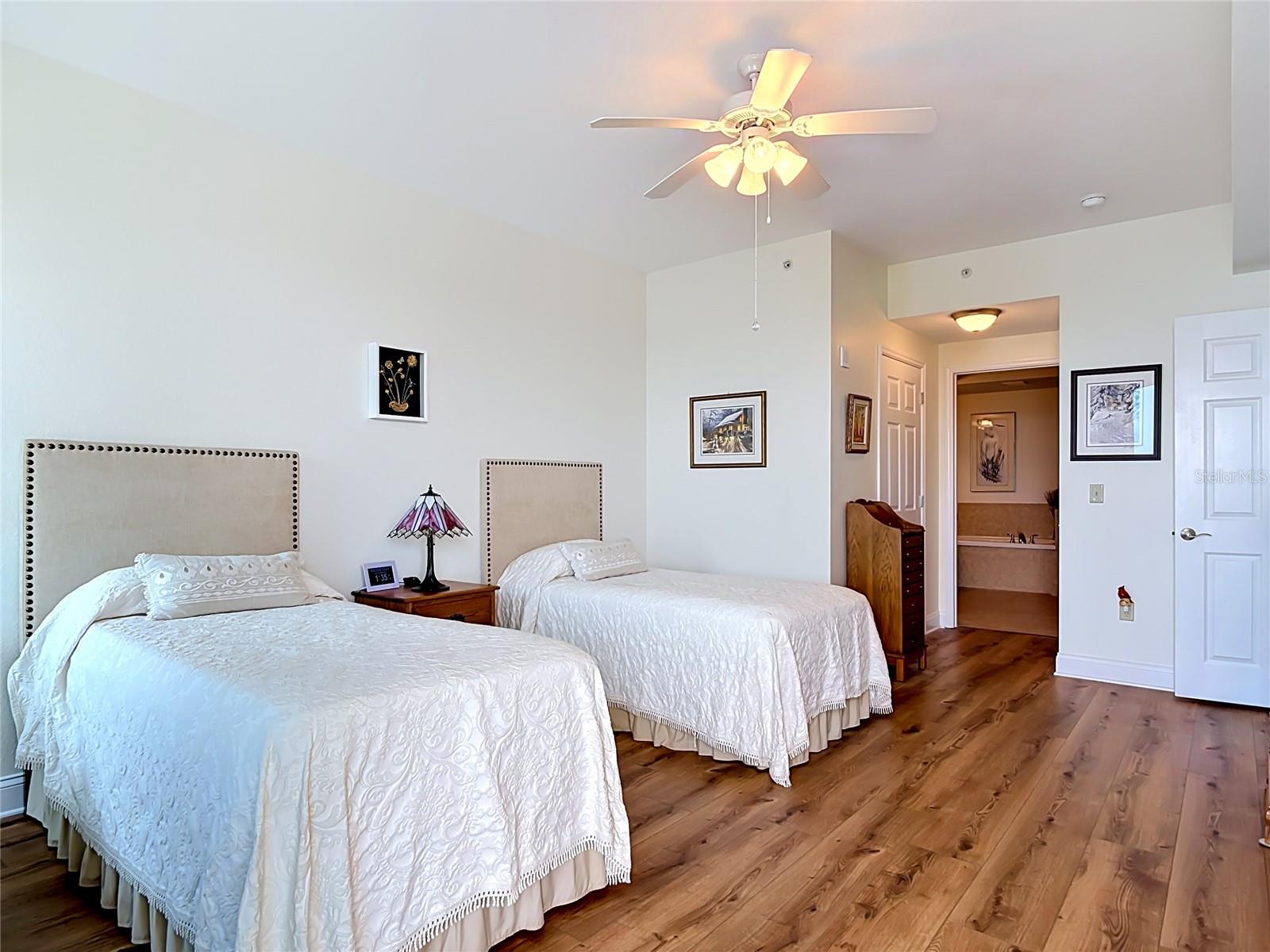 2801 S RIDGEWOOD AVE #1111, SOUTH DAYTONA, FL, 32119