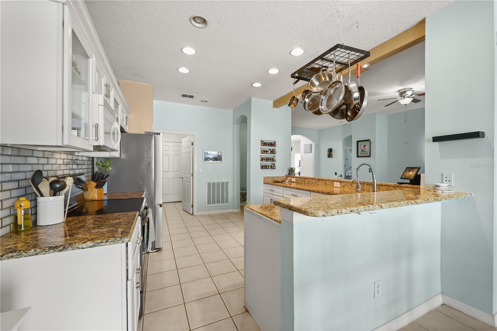 333 HIGHER COMBE DR, DAVENPORT, FL, 33897