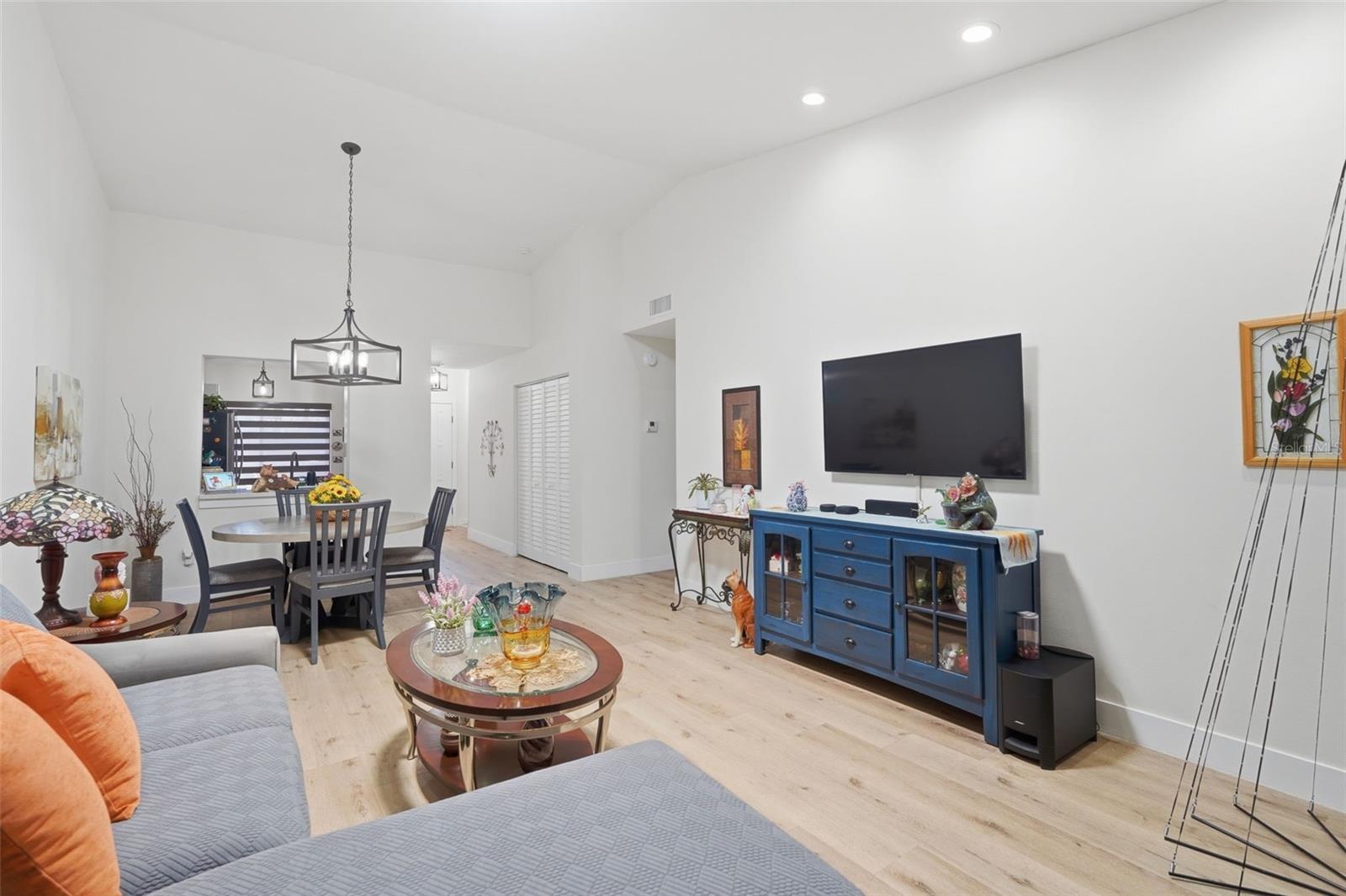 3649 WASH RD #B, LAKE WORTH, FL, 33467