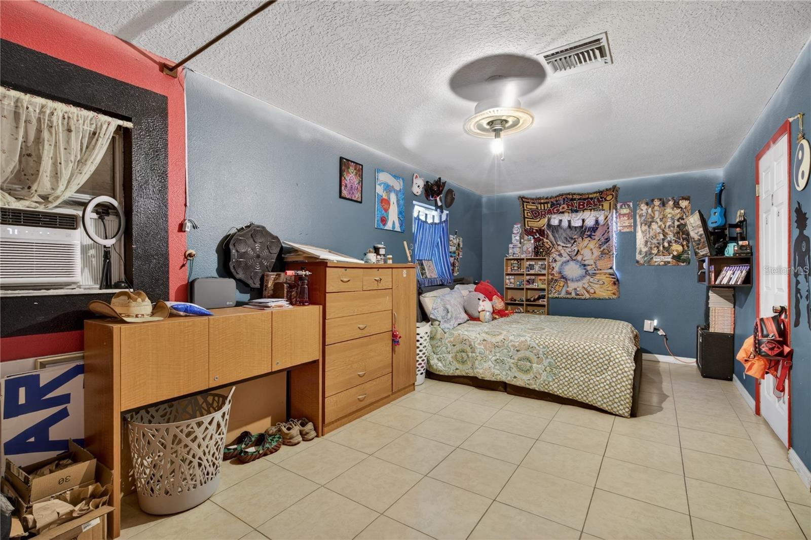 1400 N SIMPSON ST, MOUNT DORA, FL, 32757