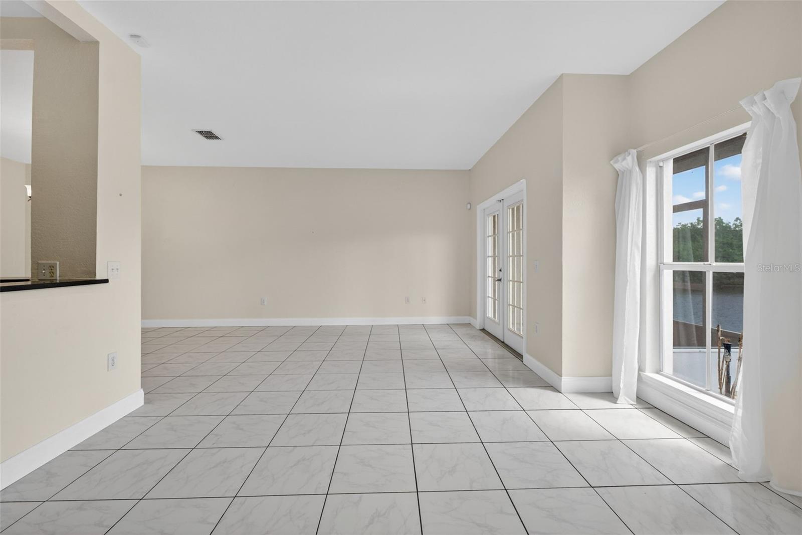 5809 LEOPARDSTOWN DR, TAMPA, FL, 33610