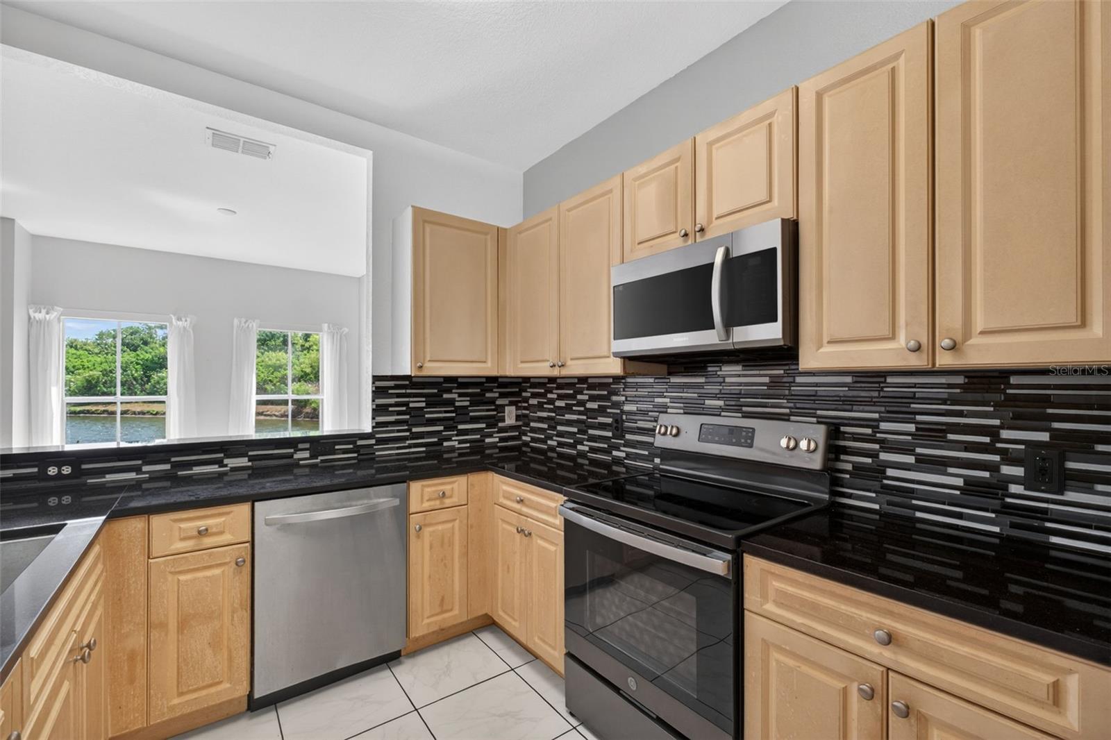 5809 LEOPARDSTOWN DR, TAMPA, FL, 33610