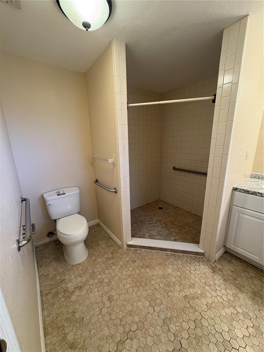 8351 WAKEFORD RD, LAKE WALES, FL, 33898