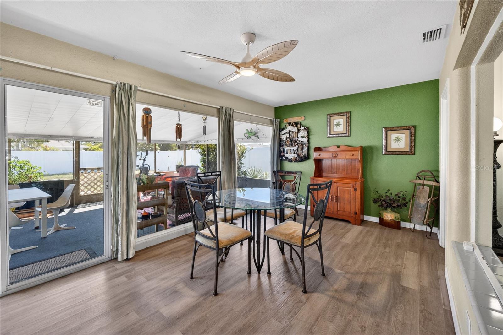 219 S SATURN AVE, CLEARWATER, FL, 33755
