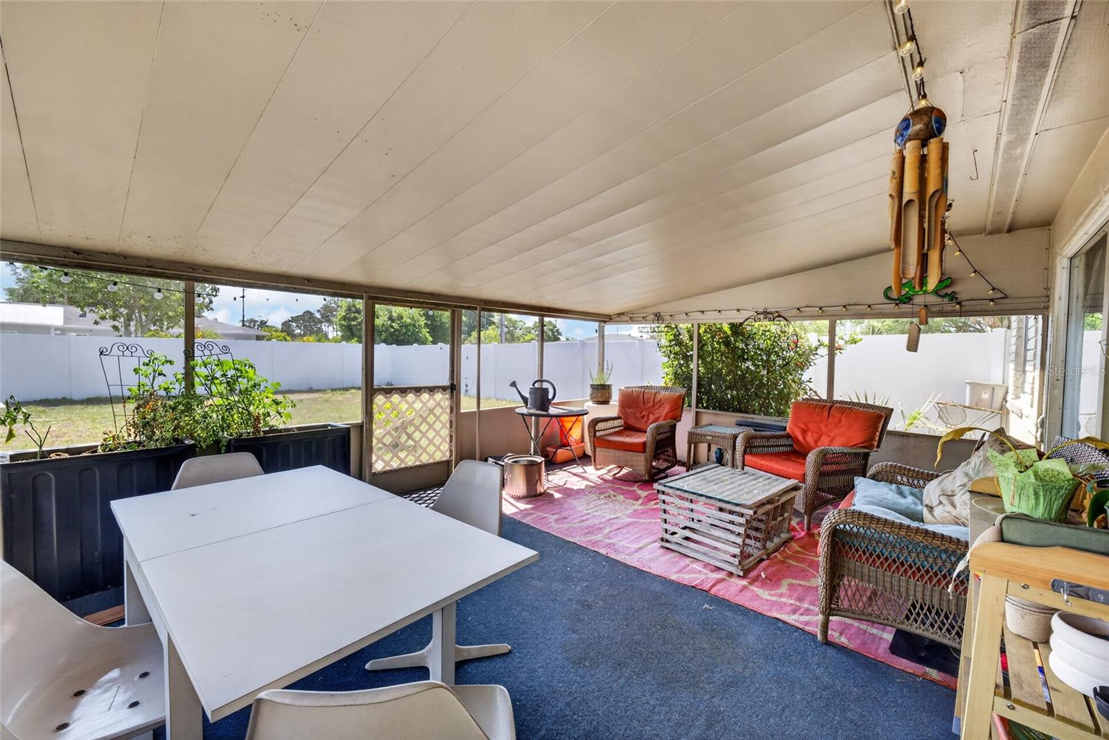 219 S SATURN AVE, CLEARWATER, FL, 33755