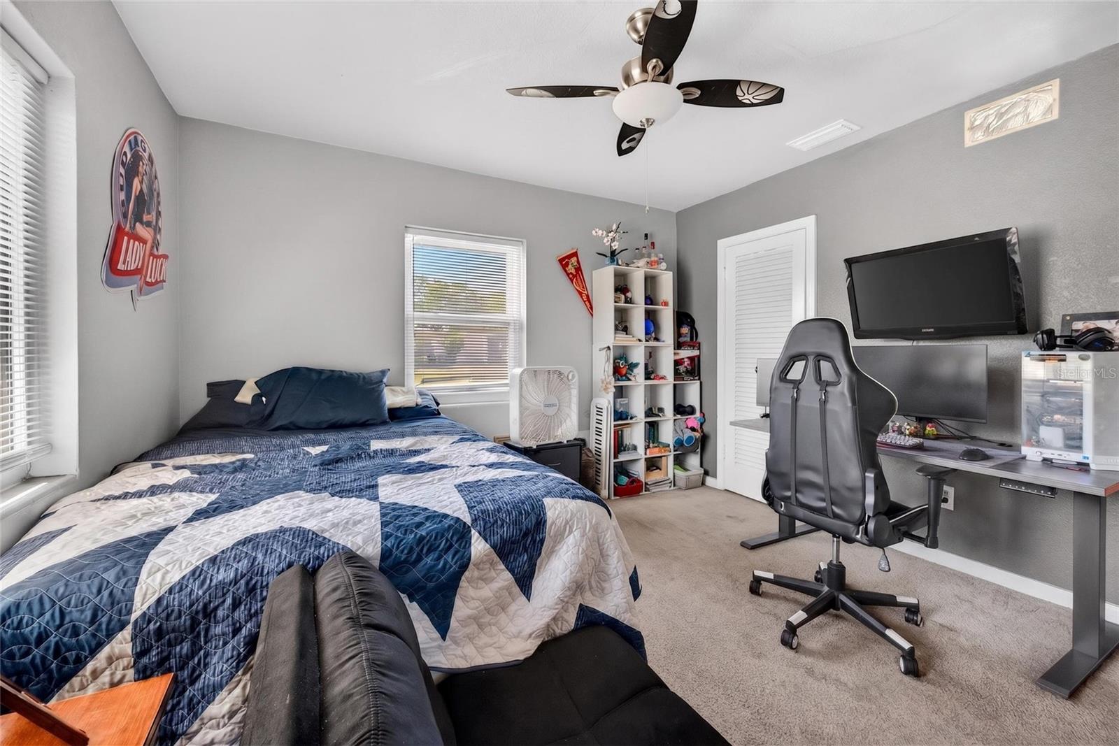 219 S SATURN AVE, CLEARWATER, FL, 33755