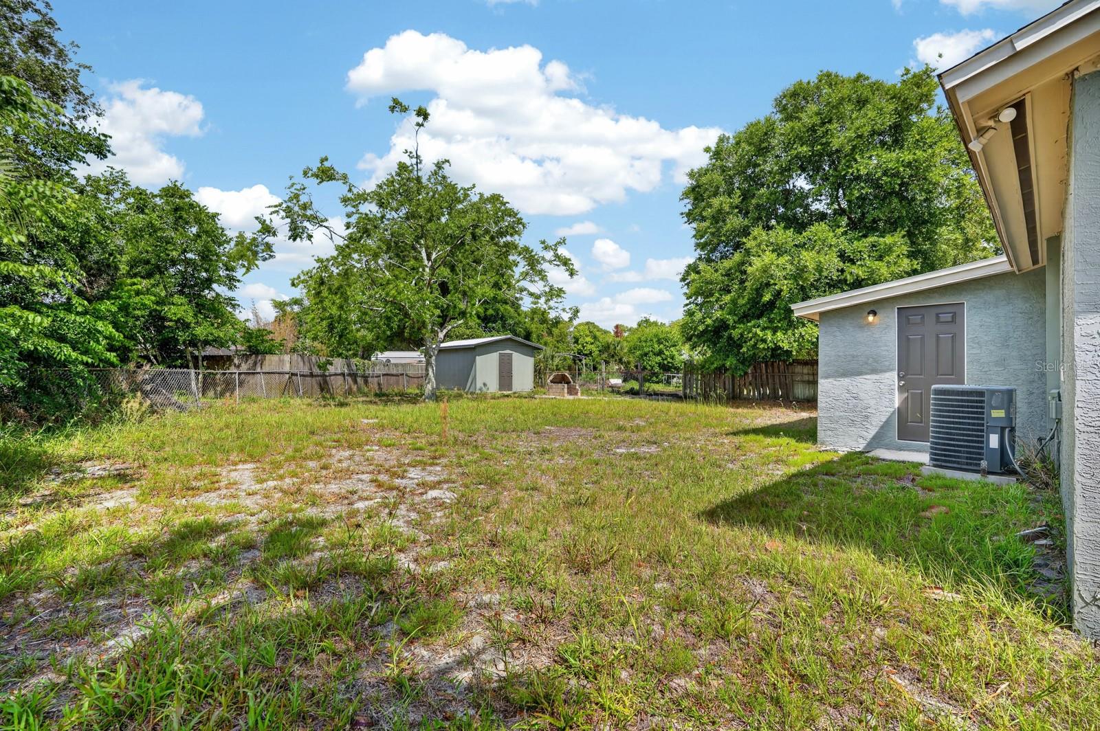 1060 E PATRICK CIR, DAYTONA BEACH, FL, 32117