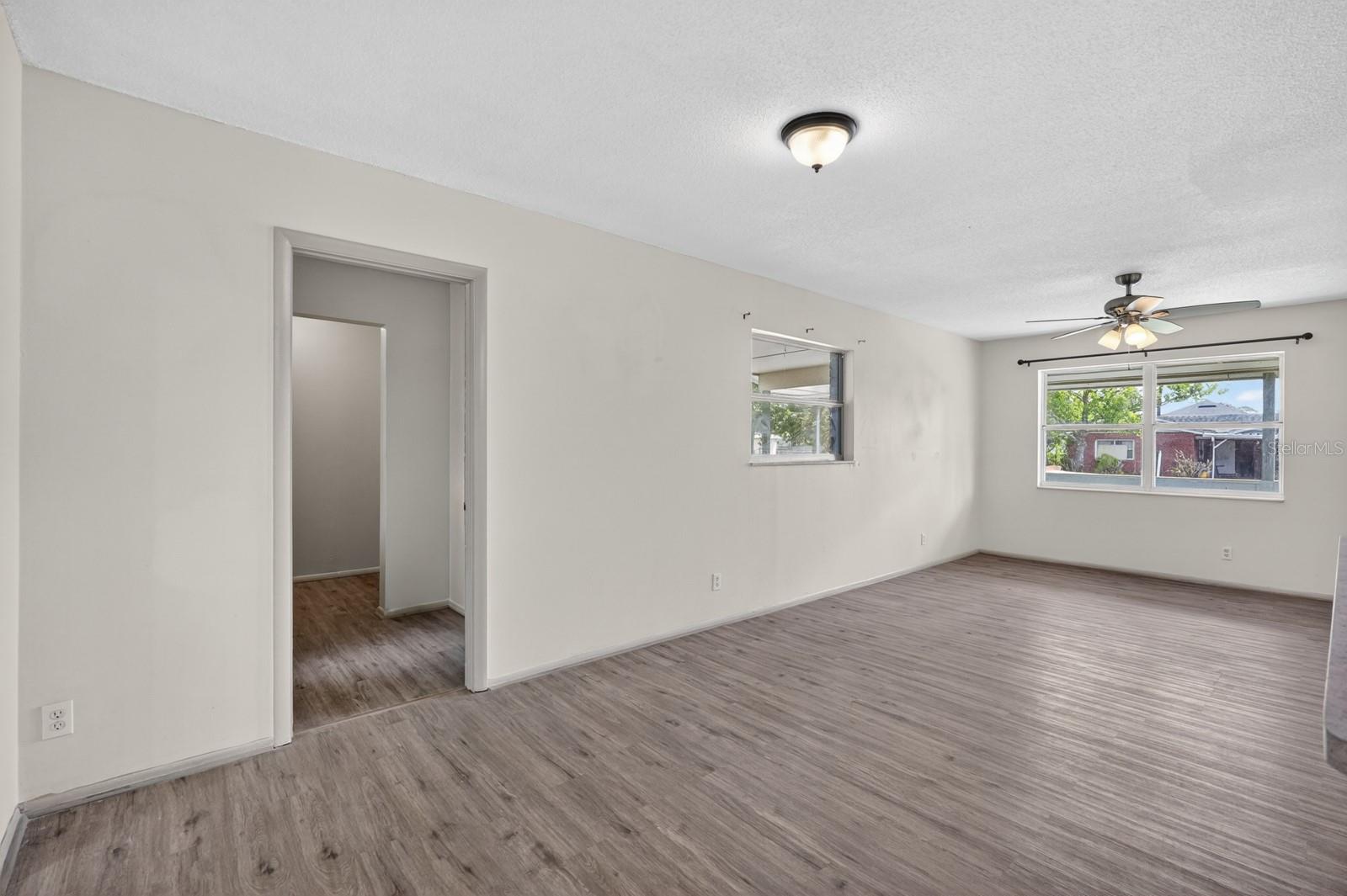 1060 E PATRICK CIR, DAYTONA BEACH, FL, 32117