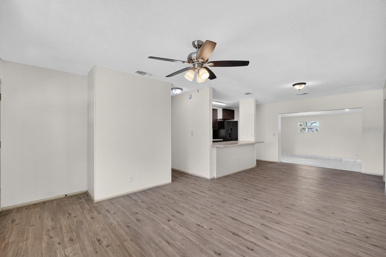 1060 E PATRICK CIR, DAYTONA BEACH, FL, 32117