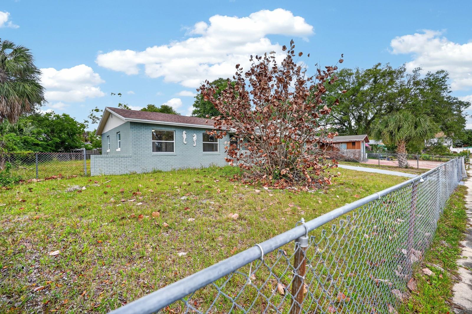 1060 E PATRICK CIR, DAYTONA BEACH, FL, 32117