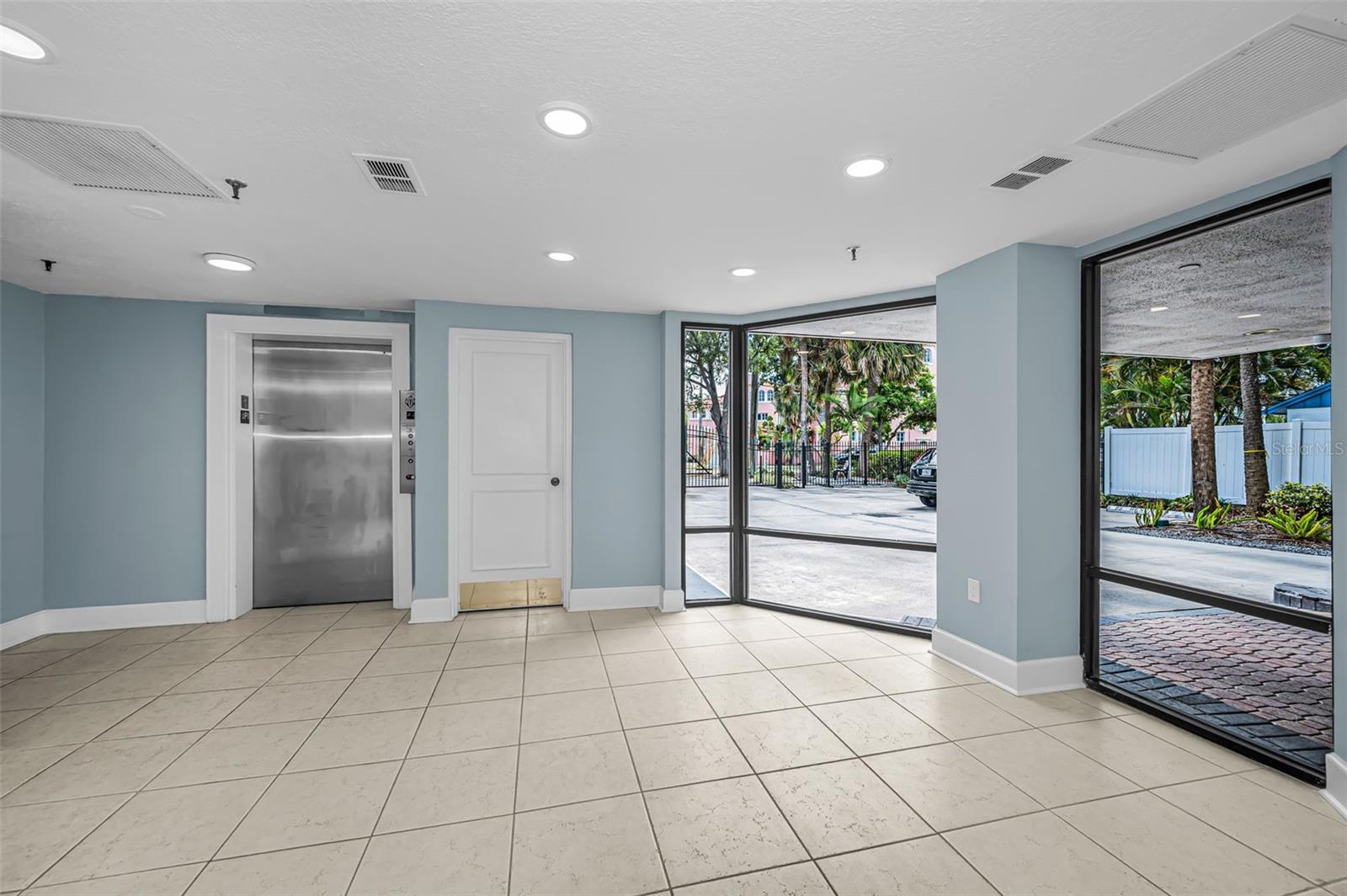 2 ADALIA AVE #605, TAMPA, FL, 33606